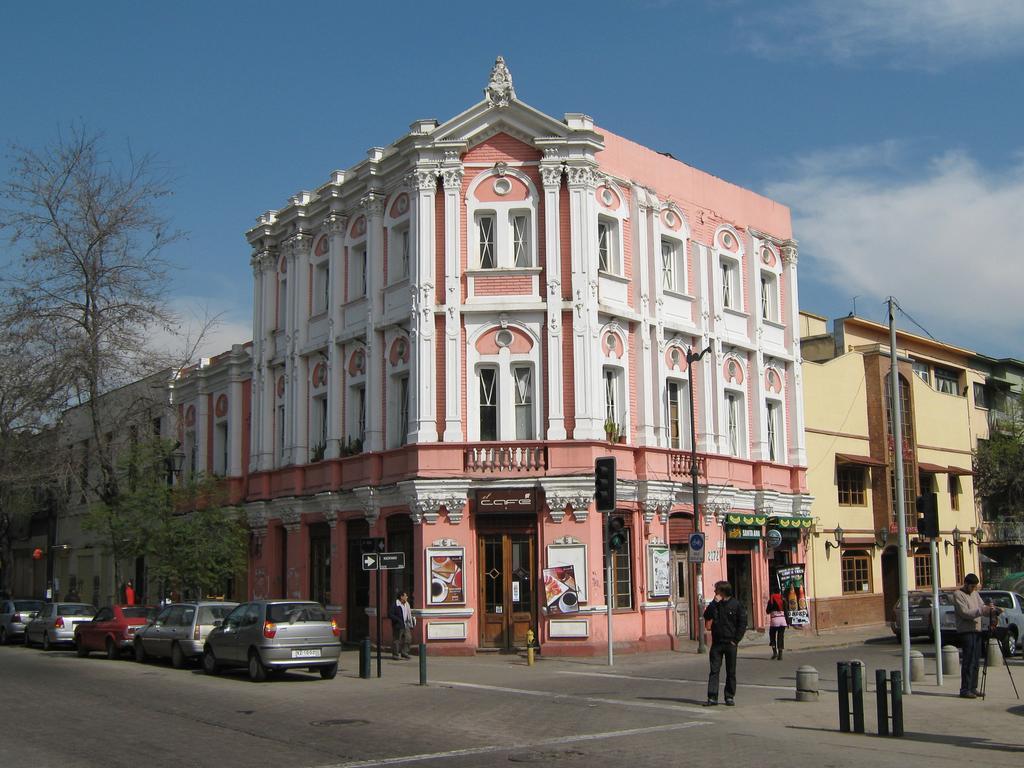 Hostal Barrio Brasil Сантьяго Экстерьер фото