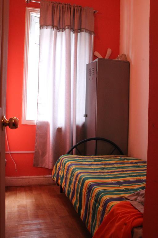 Hostal Barrio Brasil Сантьяго Экстерьер фото