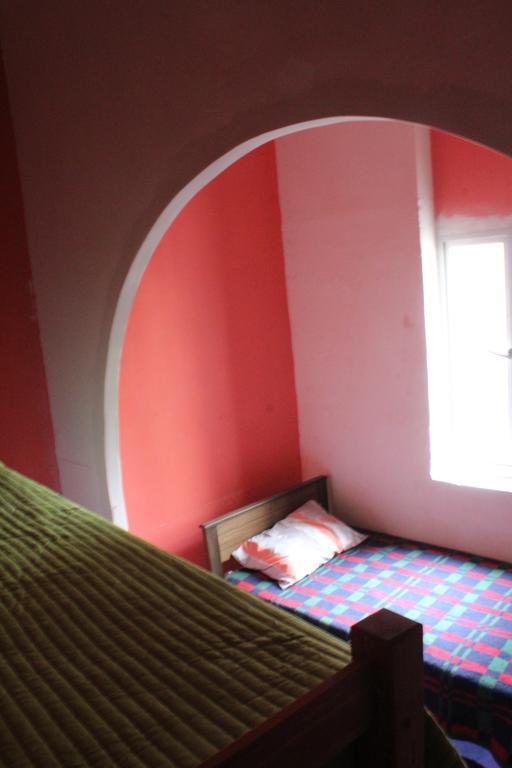 Hostal Barrio Brasil Сантьяго Экстерьер фото