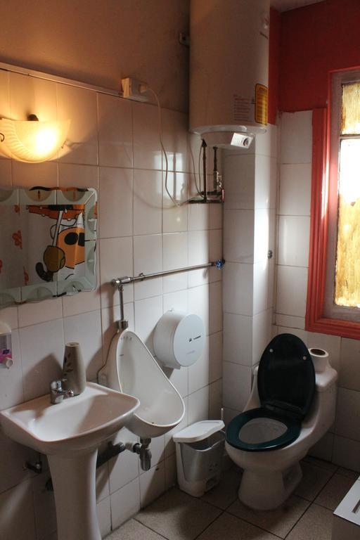 Hostal Barrio Brasil Сантьяго Экстерьер фото