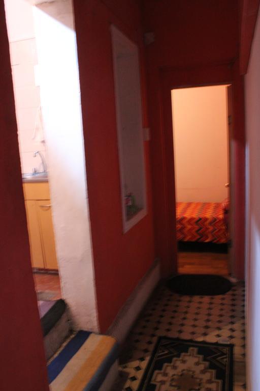 Hostal Barrio Brasil Сантьяго Экстерьер фото